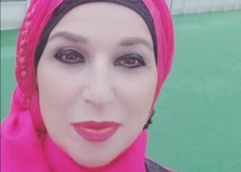 آمنة ناصر /بك فقط