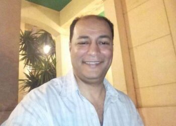 أغفو في ثياب أبي /ناصر رمضان عبد الحميد