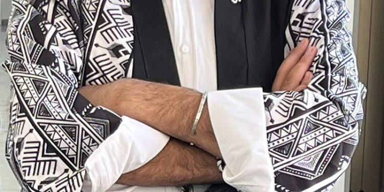 على حافة اللا شيء /وحيد الساحلي