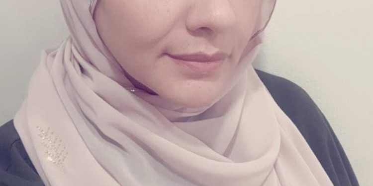 “هيبة الموت… المرآة التي نتعامى عن النظر فيها” بقلم: وفاء داري كاتبه وباحثة / فلسطين