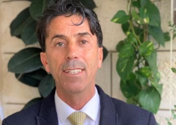 وضاح محمود /أمي