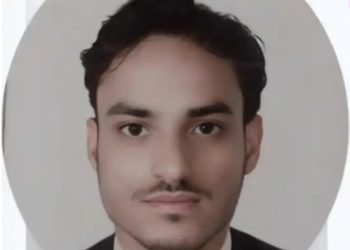 مرآتك القمر /مصطفى عبد الملك الصميدي