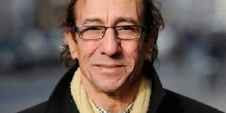 محمد هاشم الكاتب الذي أعاد للكتاب روحه بقلم ناصر رمضان عبد الحميد