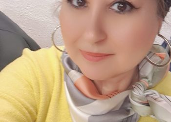 إضاءة نقدية لنص برنس أبي للشاعرة آمال صالح بقلم الناقد حسين الحسناوي