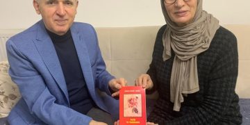 نور في الظلام: الصورة الفكرية والفنية لراميزة إسماعيل-صادقو بقلم: أ. د. بكر إسماعيل الكوسوفي