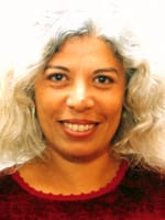 وطن الدولارات /منى حلمي