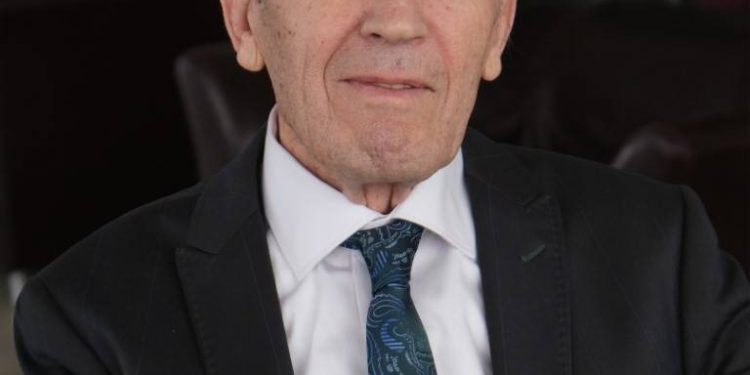 رؤية تحليلية: نجاد داتشي بعيون الأستاذ الدكتور بكر إسماعيل الكوسوفي