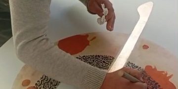 جدلية الحرف والارتجال  بقلم التشكيلية فوزية جعيدي