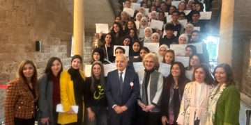 نعلم الطاعة فمتى نعلم العدالة /سارة أبي حاطوم