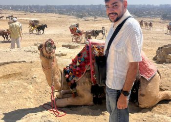 وحيد جلال الساحلي في قائمة الفلاسفة المعاصرين بقلم خالد وليد