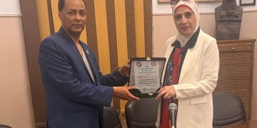 ملتقى الشعراء العرب يكرم الدكتورة زبيدة الفول للعام الثاني على التوالي