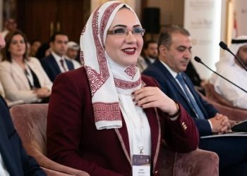 اصداء الغروب  تأمل في روح جنيف وفن مارلين كوفمان   بقلم / دعاء هزاع الجابري – اليمن