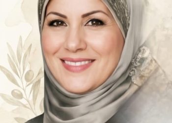 ياسمينة عكا في مرآة النقد: قراءة تفكيكية في لغة الشعر، وبنية الحوار السردي، وسيرة المنفى والاتصال.. بقلم / ليلى بيز المشغرية