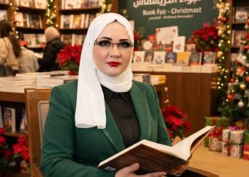 برندا فريكر ومقاعد نيويورك الباردة حين غابت سيدة الحمام وغاب دفء الميلاد القديم بقلم دعاء هزاع