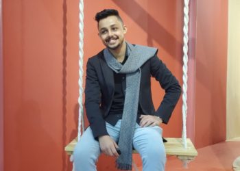 ازدواجية الناقد اليمني: من محاربة التطبيل إلى أحد عرابيه بقلم : أمجد فائد العبسي