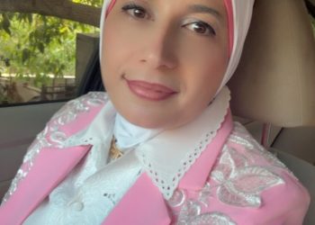 دروب من شرارة د. زبيدة الفول الترجمة الى الفرنسية: الاديبة رنا شاكر