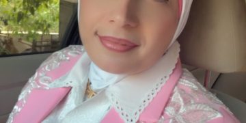دروب من شرارة د. زبيدة الفول الترجمة الى الفرنسية: الاديبة رنا شاكر