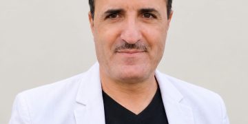 القريب البعيد /سامر حمد غانم
