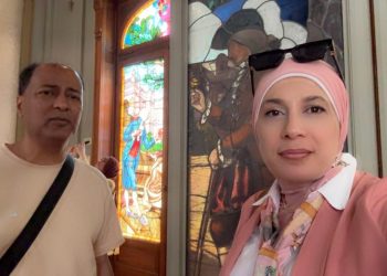 ” في حضرة الضوء المتوَّج ”  حوار في متحف المجوهرات الملكية د. زبيدة الفول